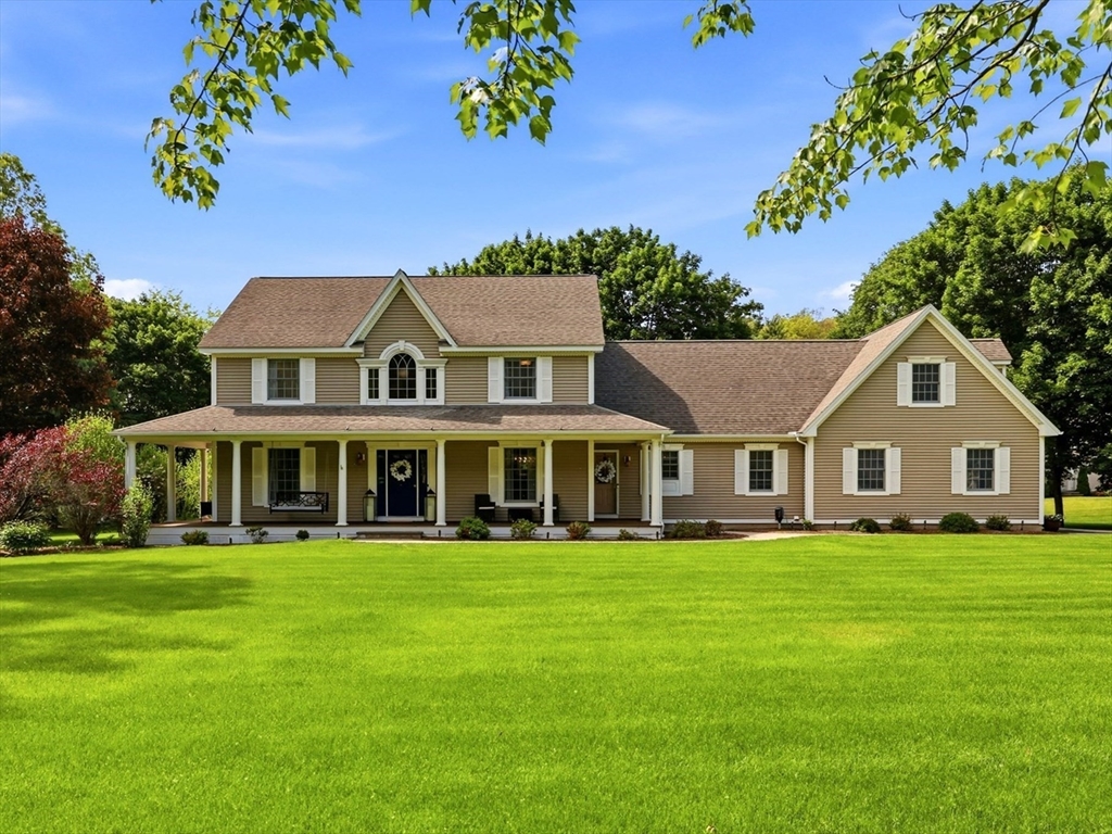 27 Steepleview Dr, Hampden, Massachusetts, 4 Bedrooms Bedrooms, 9 Rooms Rooms,3 BathroomsBathrooms,Residential,For Sale,Steepleview Dr,73525473