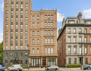 4-5 Arlington Street, Boston, Massachusetts, 3 Bedrooms Bedrooms, 9 Rooms Rooms,3.5 BathroomsBathrooms,Residential,For Sale,Arlington Street,73545768