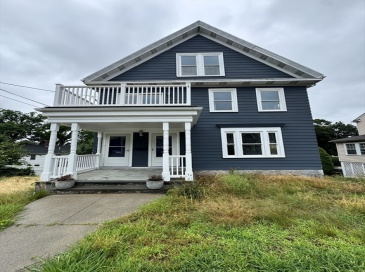 145 Lagrange St, Boston, Massachusetts, 3 Bedrooms Bedrooms, 7 Rooms Rooms,2 BathroomsBathrooms,Residential Lease,For Rent,Lagrange St,73545779