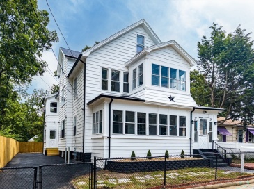 29 Appleton St, Springfield, Massachusetts, 5 Bedrooms Bedrooms, 9 Rooms Rooms,1 BathroomBathrooms,Residential Lease,For Rent,Appleton St,73545803
