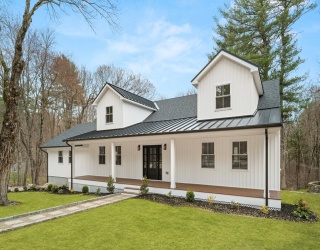 61 Meadowbrook Road, Carlisle, Massachusetts, 5 Bedrooms Bedrooms, 9 Rooms Rooms,3.5 BathroomsBathrooms,Residential,For Sale,Meadowbrook Road,73545812