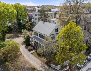 19 Linden Street, Brookline, Massachusetts, 6 Bedrooms Bedrooms, 15 Rooms Rooms,3 BathroomsBathrooms,Residential Income,For Sale,Linden Street,73516805