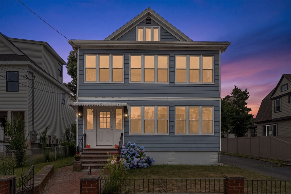 28 Second St, Medford, Massachusetts, 2 Bedrooms Bedrooms, 5 Rooms Rooms,2 BathroomsBathrooms,Residential,For Sale,Second St,73545850