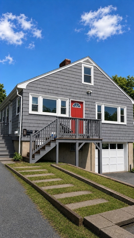 295 Kittredge St, Boston, Massachusetts, 2 Bedrooms Bedrooms, 4 Rooms Rooms,1 BathroomBathrooms,Residential Lease,For Rent,Kittredge St,73545857