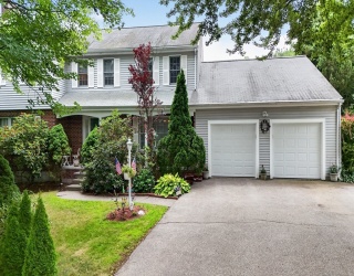 16 Hill St, Shrewsbury, Massachusetts, 5 Bedrooms Bedrooms, 11 Rooms Rooms,3 BathroomsBathrooms,Residential,For Sale,Hill St,73545738