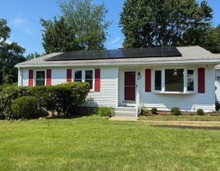 67 Redin Dr, East Longmeadow, Massachusetts, 3 Bedrooms Bedrooms, 6 Rooms Rooms,1 BathroomBathrooms,Residential,For Sale,Redin Dr,73546062