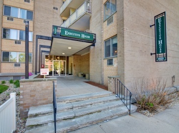 1025 Hancock St, Quincy, Massachusetts, 2 Bedrooms Bedrooms, 5 Rooms Rooms,1 BathroomBathrooms,Residential,For Sale,Hancock St,73546073
