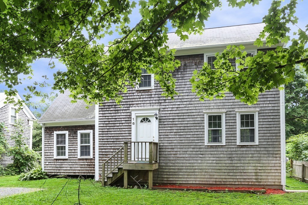 16 Church St, Sandwich, Massachusetts, 3 Bedrooms Bedrooms, 6 Rooms Rooms,2 BathroomsBathrooms,Residential Lease,For Rent,Church St,73545967