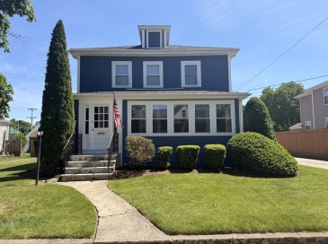 6 Bella Vista Ave, Mansfield, Massachusetts, 4 Bedrooms Bedrooms, 6 Rooms Rooms,2 BathroomsBathrooms,Residential Lease,For Rent,Bella Vista Ave,73532836