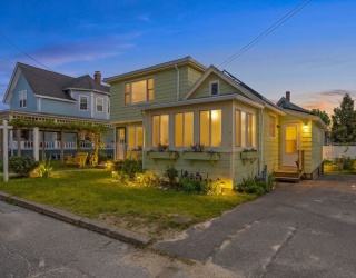 7 Grove St, Wareham, Massachusetts, 2 Bedrooms Bedrooms, 5 Rooms Rooms,2 BathroomsBathrooms,Residential,For Sale,Grove St,73525877