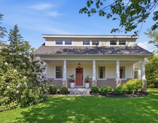 60 Hanover St, Newbury, Massachusetts, 3 Bedrooms Bedrooms, 12 Rooms Rooms,2.5 BathroomsBathrooms,Residential,For Sale,Hanover St,73533457