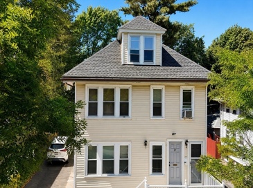 19 Codman Hill Ave, Boston, Massachusetts, 7 Bedrooms Bedrooms, 11 Rooms Rooms,3.5 BathroomsBathrooms,Residential Income,For Sale,Codman Hill Ave,73545914