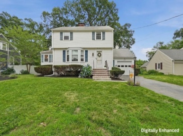 61 Gay Street, Norwood, Massachusetts, 3 Bedrooms Bedrooms, 7 Rooms Rooms,1.5 BathroomsBathrooms,Residential,For Sale,Gay Street,73546170