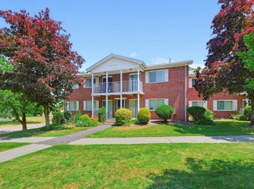 31 Bayberry Dr, Sharon, Massachusetts, 1 Bedroom Bedrooms, 3 Rooms Rooms,1 BathroomBathrooms,Residential,For Sale,Bayberry Dr,73546128