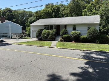 408 Swains Pond Avenue, Melrose, Massachusetts, 3 Bedrooms Bedrooms, 6 Rooms Rooms,1.5 BathroomsBathrooms,Residential,For Sale,Swains Pond Avenue,73541449 408 Swains Pond Avenue, Melrose, Massachusetts, 3 Bedrooms Bedrooms, 6 Rooms Rooms,1.5 BathroomsBathrooms,Residential,For Sale,Swains Pond Avenue,73541449