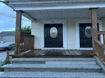 31 Allen St, Brockton, Massachusetts, 4 Bedrooms Bedrooms, 6 Rooms Rooms,2 BathroomsBathrooms,Residential Lease,For Rent,Allen St,73546125