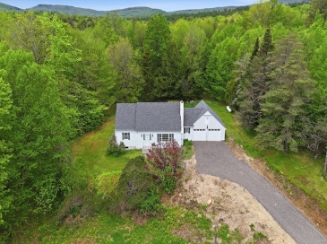98 North Rd, Monroe, Massachusetts, 4 Bedrooms Bedrooms, 7 Rooms Rooms,3 BathroomsBathrooms,Residential,For Sale,North Rd,73546216