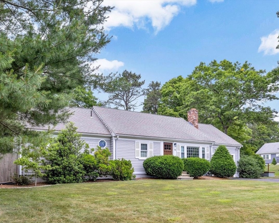 16 Pine View Dr, Barnstable, Massachusetts, 3 Bedrooms Bedrooms, 7 Rooms Rooms,2 BathroomsBathrooms,Residential,For Sale,Pine View Dr,73546124