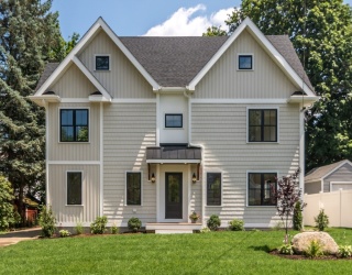 38 Hillcroft Road, Waltham, Massachusetts, 5 Bedrooms Bedrooms, 13 Rooms Rooms,3.5 BathroomsBathrooms,Residential,For Sale,Hillcroft Road,73546084