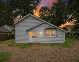 109 N Lake Ave, Southwick, Massachusetts, 3 Bedrooms Bedrooms, 4 Rooms Rooms,1.5 BathroomsBathrooms,Residential,For Sale,N Lake Ave,73546139