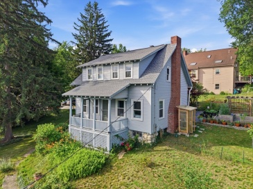 715 River St, Haverhill, Massachusetts, 3 Bedrooms Bedrooms, 6 Rooms Rooms,1.5 BathroomsBathrooms,Residential,For Sale,River St,73545999