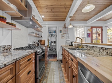 72 Butler Street, Salem, Massachusetts, 4 Bedrooms Bedrooms, 8 Rooms Rooms,2 BathroomsBathrooms,Residential,For Sale,Butler Street,73546295 72 Butler Street, Salem, Massachusetts, 4 Bedrooms Bedrooms, 8 Rooms Rooms,2 BathroomsBathrooms,Residential,For Sale,Butler Street,73546295