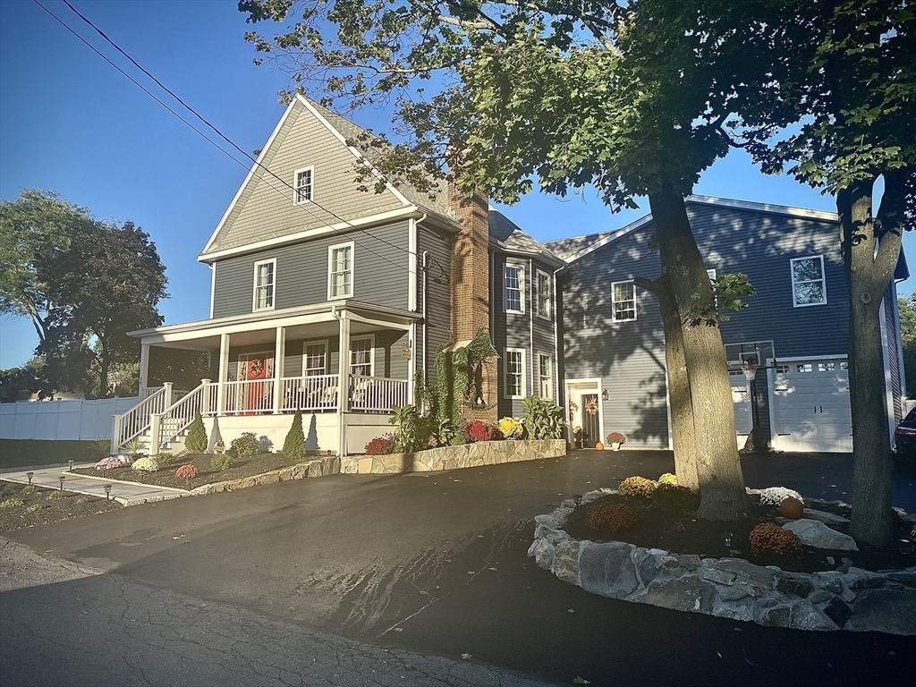 29 Bennett Street, Hudson, Massachusetts, 6 Bedrooms Bedrooms, 10 Rooms Rooms,3.5 BathroomsBathrooms,Residential,For Sale,Bennett Street,73546310