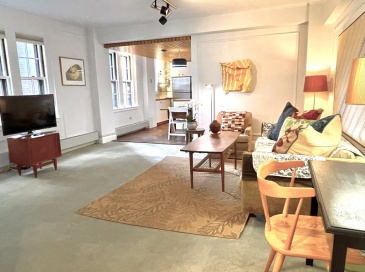 988 Memorial Drive, Cambridge, Massachusetts, 1 Bedroom Bedrooms, 4 Rooms Rooms,1 BathroomBathrooms,Residential Lease,For Rent,Memorial Drive,73546387