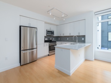 605 Concord, Cambridge, Massachusetts, 2 Bedrooms Bedrooms, 3 Rooms Rooms,2 BathroomsBathrooms,Residential Lease,For Rent,Concord,73546385