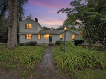 20 Brentwood Dr, Dudley, Massachusetts, 4 Bedrooms Bedrooms, 8 Rooms Rooms,2 BathroomsBathrooms,Residential,For Sale,Brentwood Dr,73546182 20 Brentwood Dr, Dudley, Massachusetts, 4 Bedrooms Bedrooms, 8 Rooms Rooms,2 BathroomsBathrooms,Residential,For Sale,Brentwood Dr,73546182