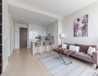 1 Franklin St, Boston, Massachusetts, 1 Bedroom Bedrooms, 3 Rooms Rooms,1 BathroomBathrooms,Residential Lease,For Rent,Franklin St,73546390
