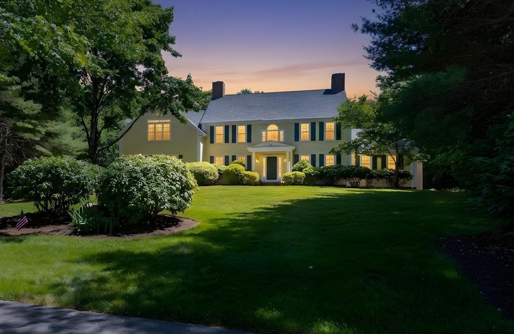 35 Vineyard Place, Easton, Massachusetts, 4 Bedrooms Bedrooms, 11 Rooms Rooms,3.5 BathroomsBathrooms,Residential,For Sale,Vineyard Place,73546237