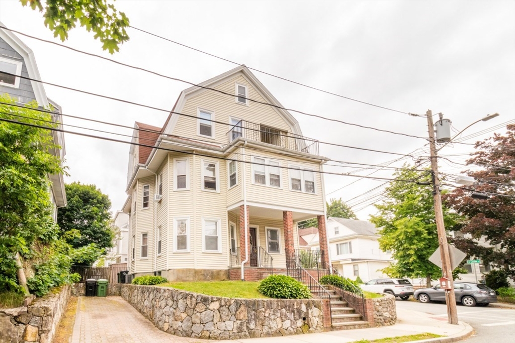 34 Irma Ave, Watertown, Massachusetts, 5 Bedrooms Bedrooms, 14 Rooms Rooms,3 BathroomsBathrooms,Residential Income,For Sale,Irma Ave,73546257