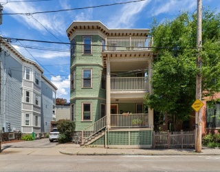 62 Seaverns Ave, Boston, Massachusetts, 2 Bedrooms Bedrooms, 5 Rooms Rooms,1 BathroomBathrooms,Residential,For Sale,Seaverns Ave,73546298