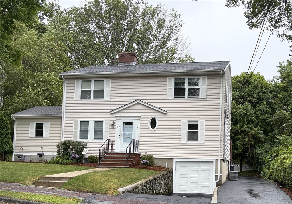 87 George St, Arlington, Massachusetts, 3 Bedrooms Bedrooms, 10 Rooms Rooms,2.5 BathroomsBathrooms,Residential,For Sale,George St,73546302