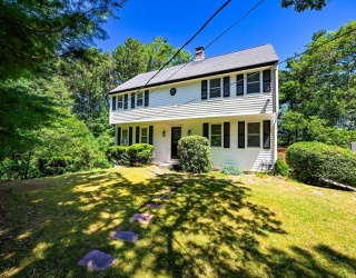 46 Service Rd, Sandwich, Massachusetts, 3 Bedrooms Bedrooms, 6 Rooms Rooms,3 BathroomsBathrooms,Residential,For Sale,Service Rd,73473959