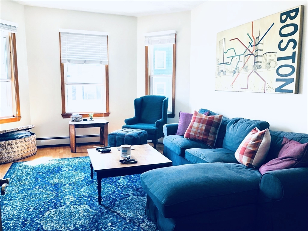 608 East 2nd Street, Boston, Massachusetts, 2 Bedrooms Bedrooms, 4 Rooms Rooms,1 BathroomBathrooms,Residential Lease,For Rent,East 2nd Street,73546347