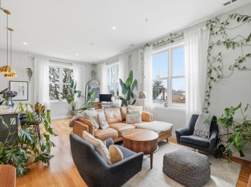 181 Cowper St, Boston, Massachusetts, 2 Bedrooms Bedrooms, 5 Rooms Rooms,2 BathroomsBathrooms,Residential,For Sale,Cowper St,73546402 181 Cowper St, Boston, Massachusetts, 2 Bedrooms Bedrooms, 5 Rooms Rooms,2 BathroomsBathrooms,Residential,For Sale,Cowper St,73546402