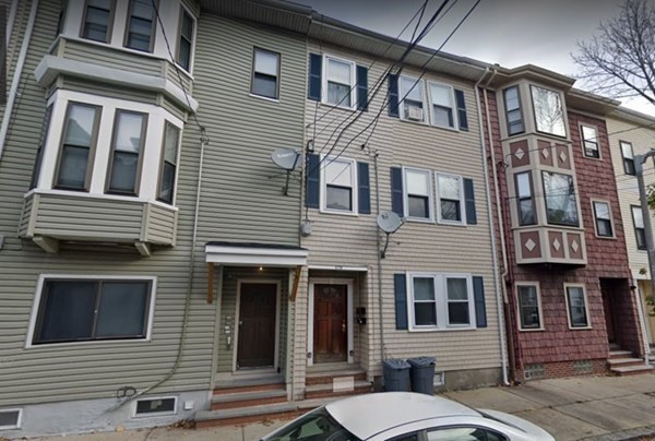 172 W 6th St, Boston, Massachusetts, 2 Bedrooms Bedrooms, 4 Rooms Rooms,1.5 BathroomsBathrooms,Residential Lease,For Rent,W 6th St,73546407