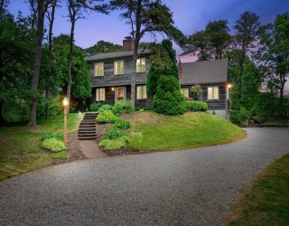 330 Champlain Rd, Chatham, Massachusetts, 4 Bedrooms Bedrooms, 8 Rooms Rooms,3 BathroomsBathrooms,Residential,For Sale,Champlain Rd,73543021