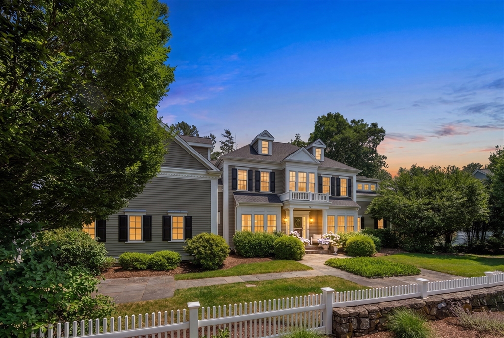 120 Deerfield Ln, Hanover, Massachusetts, 4 Bedrooms Bedrooms, 9 Rooms Rooms,3.5 BathroomsBathrooms,Residential,For Sale,Deerfield Ln,73545715