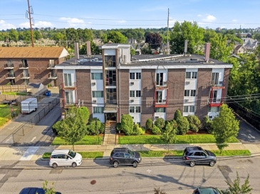101 Waitest, Malden, Massachusetts, 2 Bedrooms Bedrooms, 4 Rooms Rooms,1 BathroomBathrooms,Residential,For Sale,Waitest,73546442 101 Waitest, Malden, Massachusetts, 2 Bedrooms Bedrooms, 4 Rooms Rooms,1 BathroomBathrooms,Residential,For Sale,Waitest,73546442