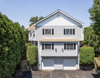 244 Algonquin Trail, Ashland, Massachusetts, 2 Bedrooms Bedrooms, 7 Rooms Rooms,2.5 BathroomsBathrooms,Residential,For Sale,Algonquin Trail,73546296