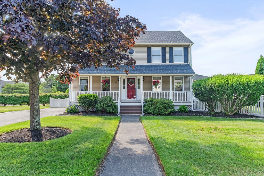 29 Wright Cir, Attleboro, Massachusetts, 3 Bedrooms Bedrooms, 6 Rooms Rooms,1.5 BathroomsBathrooms,Residential,For Sale,Wright Cir,73546446