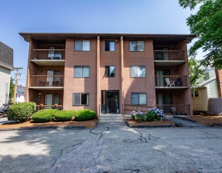 150 School Street, Waltham, Massachusetts, 2 Bedrooms Bedrooms, 4 Rooms Rooms,1 BathroomBathrooms,Residential,For Sale,School Street,73546179