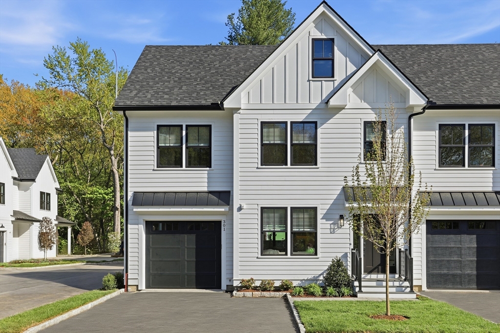 36 Loomis, Bedford, Massachusetts, 4 Bedrooms Bedrooms, 6 Rooms Rooms,3.5 BathroomsBathrooms,Residential,For Sale,Loomis,73546339