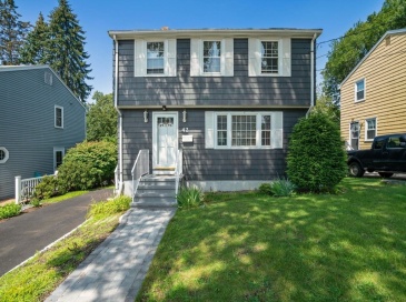 42 Rockland Ave, Arlington, Massachusetts, 3 Bedrooms Bedrooms, 6 Rooms Rooms,1.5 BathroomsBathrooms,Residential Lease,For Rent,Rockland Ave,73546319 42 Rockland Ave, Arlington, Massachusetts, 3 Bedrooms Bedrooms, 6 Rooms Rooms,1.5 BathroomsBathrooms,Residential Lease,For Rent,Rockland Ave,73546319