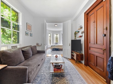 45 Rutland St, Boston, Massachusetts, 2 Bedrooms Bedrooms, 5 Rooms Rooms,2 BathroomsBathrooms,Residential Lease,For Rent,Rutland St,73542112