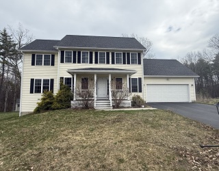 4 Waxen Way, Shirley, Massachusetts, 4 Bedrooms Bedrooms, 8 Rooms Rooms,2.5 BathroomsBathrooms,Residential,For Sale,Waxen Way,73505901
