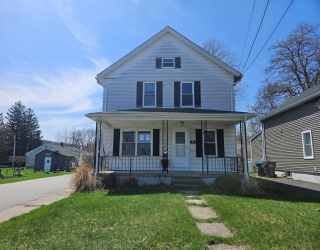 70 Ruggles St, Palmer, Massachusetts, 4 Bedrooms Bedrooms, 8 Rooms Rooms,1 BathroomBathrooms,Residential,For Sale,Ruggles St,73504112